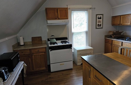 Stuart Apartment | Quiet, Bright, and Spacious Apartment in Historic District.