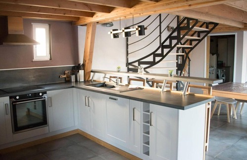 Hasnon Cottage | Quiet chalet with terrace, near outdoor activities