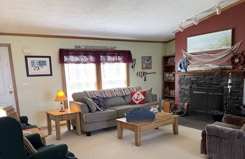 Steuben House | Quiet Coastal getaway nestled in the trees behind a lobster pound.