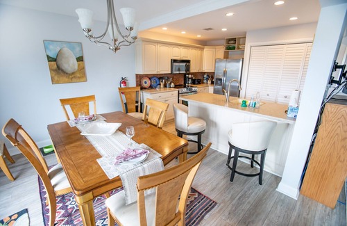 Southend House | Quiet, comfortable, dog friendly 3 BR townhome; short dune walk to the beach.