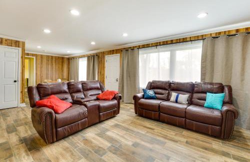 Deford House | Quiet Country Home By Shay Lake!