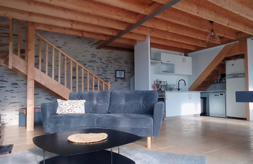 Jans House | Quiet country house located halfway between Rennes and Nantes.