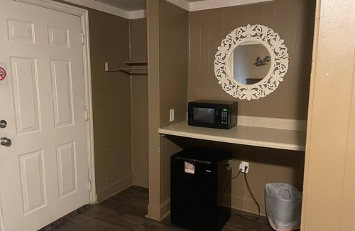 Jacksonville Hotel | Quiet Countryside Hotel room