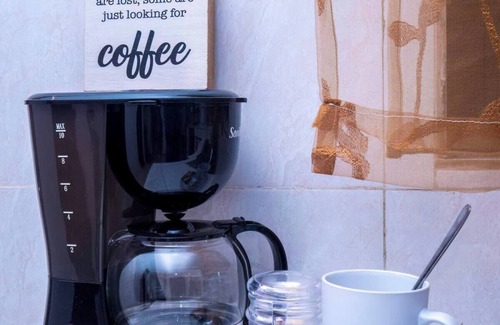 Dar es Salaam Apartment | Quiet & Cozy 2bed/2bath Condo w/WIFI, AC - 10mins from Masaki & Downtown (Tausi)