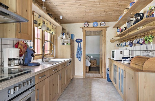 Svenljunga Municipality House | Quiet holiday house for max. 6 persons with sauna and bath tub