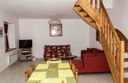 Plouegat-Moysan House | Quiet house 10 km from the sea; for animals contact the owner