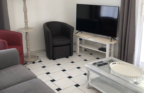 Le Chateau-d'Oleron House | Quiet house - Le Château d'Oléron 4 *