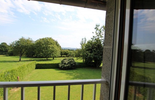 Beslon Cottage | Quiet house with parking, near Villedieu-les-Poêles