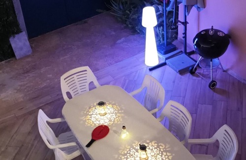Saint-Denis House | Quiet house with swimming pool and garden 10 minutes from the city