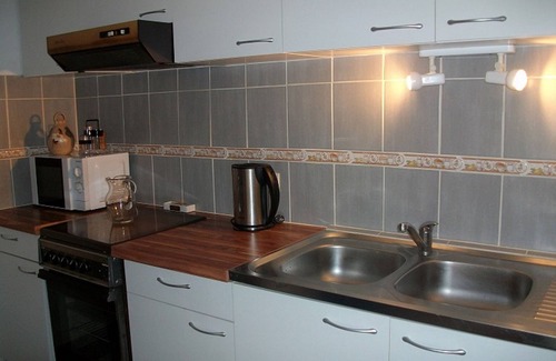 Bargeme Cottage | quiet in small hamlet; surrounded by meadows at 37 ch de l'estang, Bargeme