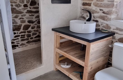 Laurenan Bed & Breakfast | Quiet, independent room