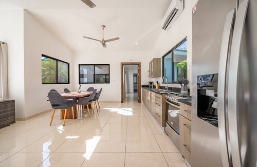 Canafistula House | Quiet location 20 minutes from Tamarindo!