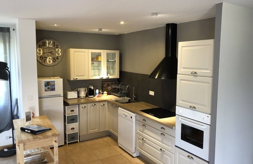 La Ciotat Apartment | QUIET location on the heights of La Ciotat - PANORAMIC VIEW over the bay - Charming.