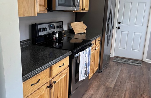 Bettendorf House | Quiet neighborhood surrounded by parks near multipurpose trail through QCn