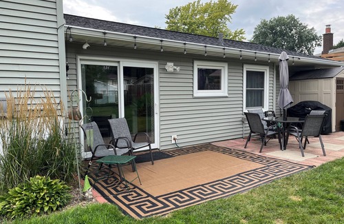 Bettendorf House | Quiet neighborhood surrounded by parks near multipurpose trail through QCn