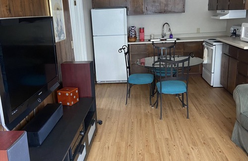 Renton House | Quiet one bedroom house close to airport