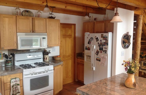 Rye Cabin | Quiet, peaceful log home on 40 acres with nature right out the door.