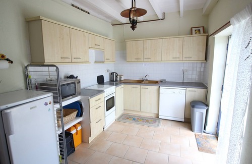 Montignac Villa | Quiet, peaceful villa 10 minutes' walk from the town center