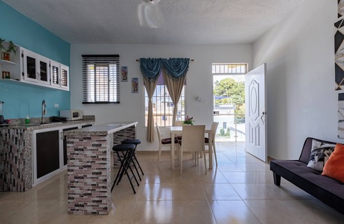 Samana Apartment | QUIET RETREAT/JACUZZI/BBQ.