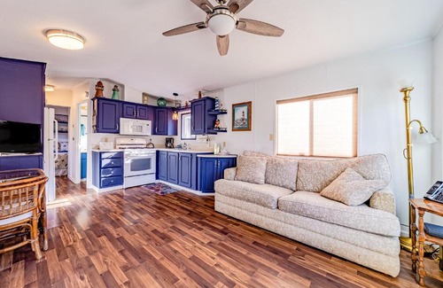 Brookings House | Quiet Riverfront Oasis & Getaway Cabin