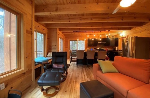 Cable Cabin | Quiet Sports Oasis-Wooded & Private