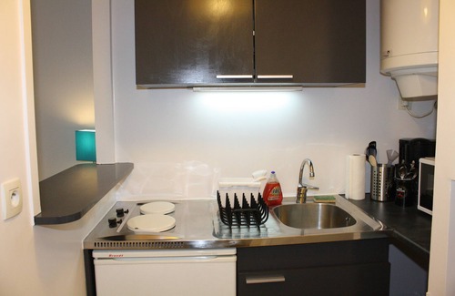 Le Port sous la Lune Apartment | Quiet studio on the edge of the Marne, covered parking, fibre optics