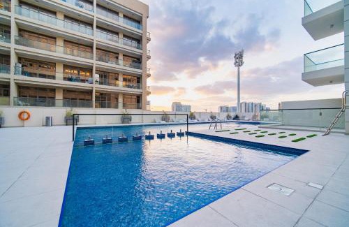 Dubai Apartment | Quiet Top-Floor Studio Near Metro with Free Baby Gear