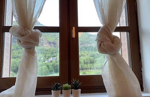 Le Falgoux Cottage | Quiet traditional Auvergne renovated house, lots of comfort, exceptional setting