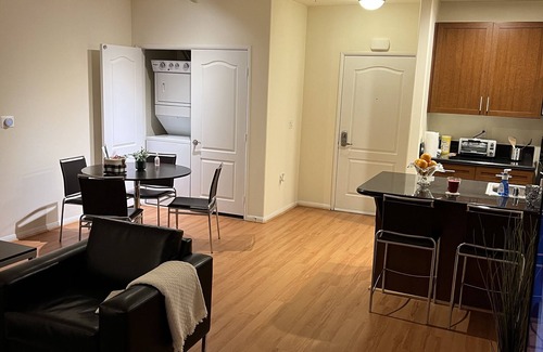 Downtown Los Angeles Apartment | Quiet Two Bedroom Downtown LA w/incredible amenities!