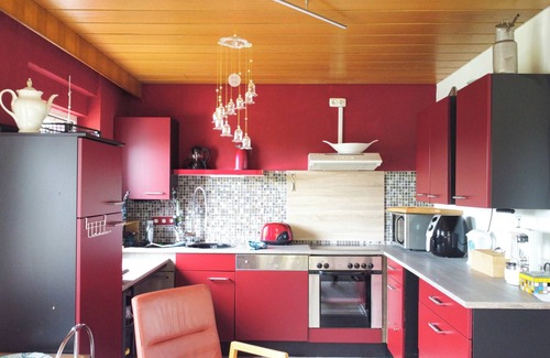 Anzhausen Apartment | Quiet vacation apartment with large garden (125 sqm)