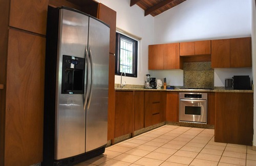 Playa Langosta Villa | Quiet villa with private pool in Playa Langosta near Tamarindo