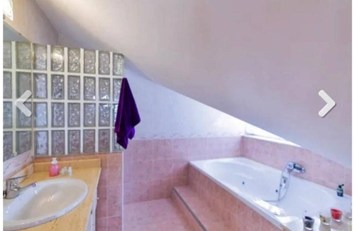 Liencres Apartment | Quiet villa with pool and garden