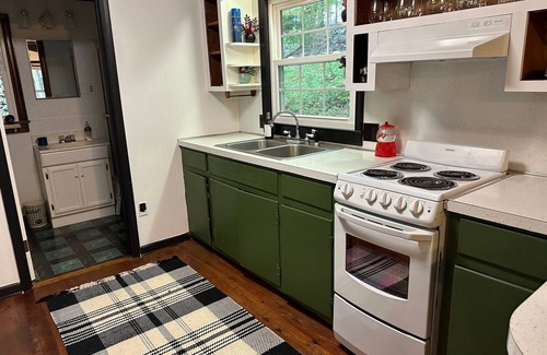 Penhook Cottage | Quiet, waterfront cottage - come relax and enjoy the lake