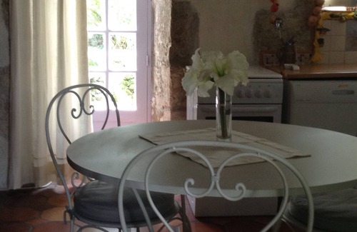 Courbiac Cottage | Quiet wooded, private spa pool, character cottage in the heart of the Lot Valley