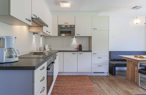 Sankt Johann in Tirol House | Quietly located holiday home with a garden