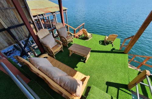 Coatepeque House | Quinta Monarca a beautiful house with private access to the lake