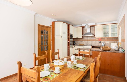 Albufeira Villa | Quinta Monte dos Avos with Private Pool, A/C, BBQ
