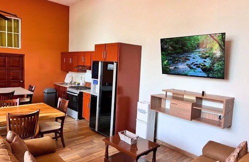 Coatepeque House | Quinta Sunrise, Lago de Coatepeque
