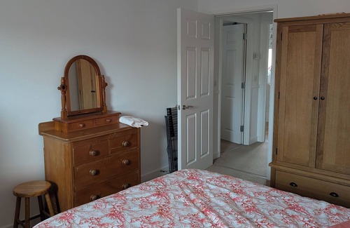 Hythe Apartment | Quite location near to the canal