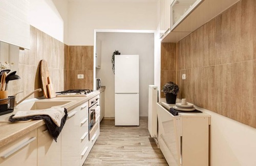 Bucharest City-Centre Apartment | Qult The Aristocrat