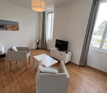 Laval Apartment | Résidence de Laval