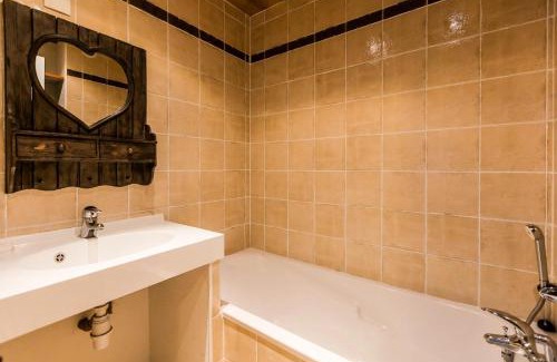 Montchavin Apartment | Résidence LE CHARDONNET - 3 Pièces pour 8 Personnes MAE-9554