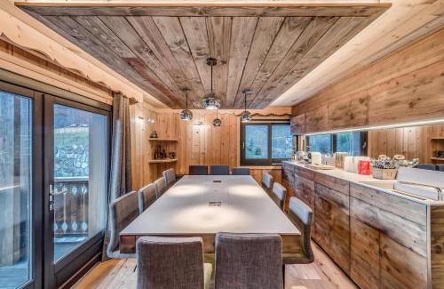 Champagny-en-Vanoise Apartment | Résidence Le Grand Bouquetin - 6 Pièces pour 12 Personnes MAE-5554