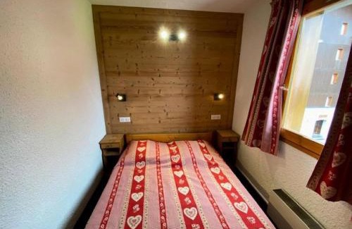 Meribel-Mottaret Apartment | Résidence Le Lac Blanc - Appartement 2 pièces cabine aux pieds des pistes et des commerces à 1850m d'altitude. MAE-1737