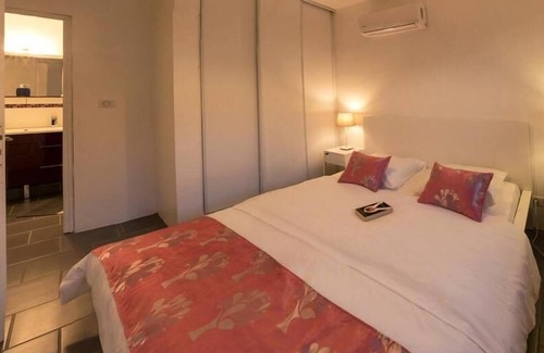 La Gaulette Apartment | Résidence Les Alizés - Bougainvilliers