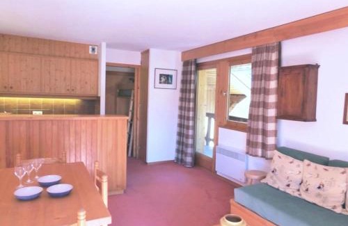 Meribel Apartment | Résidence Les Dauphinelles - 2 pièces cabine pour 4/6 personnes situé à Méribel Altiport proche des pistes de ski et du golf MAE-2035