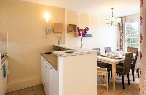 Behobie Apartment | Résidence Pierre & Vacances Le Domaine de Bordaberry - Apartment for 4 people - 1 bedroom - Terrace or balcony