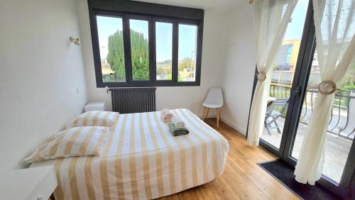 Jonzac Apartment | Résidence "Winston" proche cure