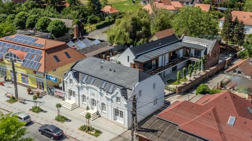 Revfulop Bed & Breakfast | RÉV-Fülöp Panzió