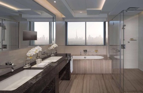 Bur Dubai House | R 1500 - Hyatt Regency Dubai Creek Heights